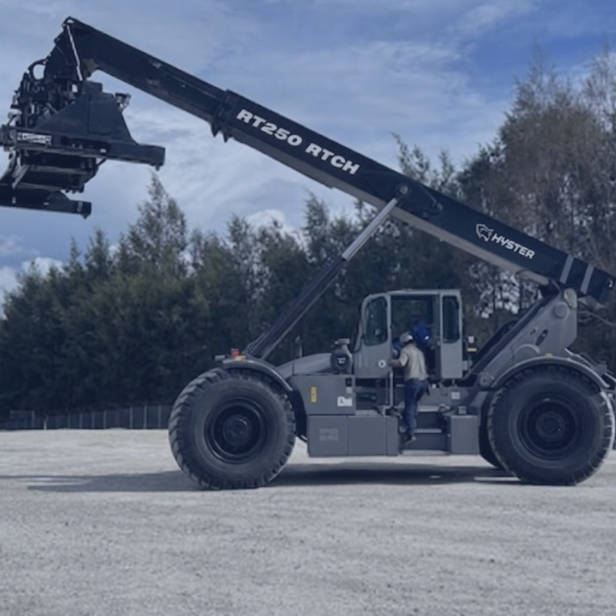 Rough Terrain Container Handler, RTCH applications